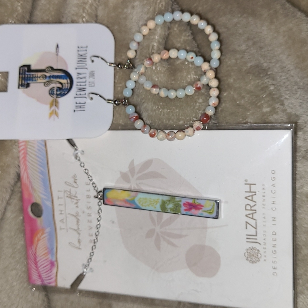 2 PC Buddle set necklace and earrings